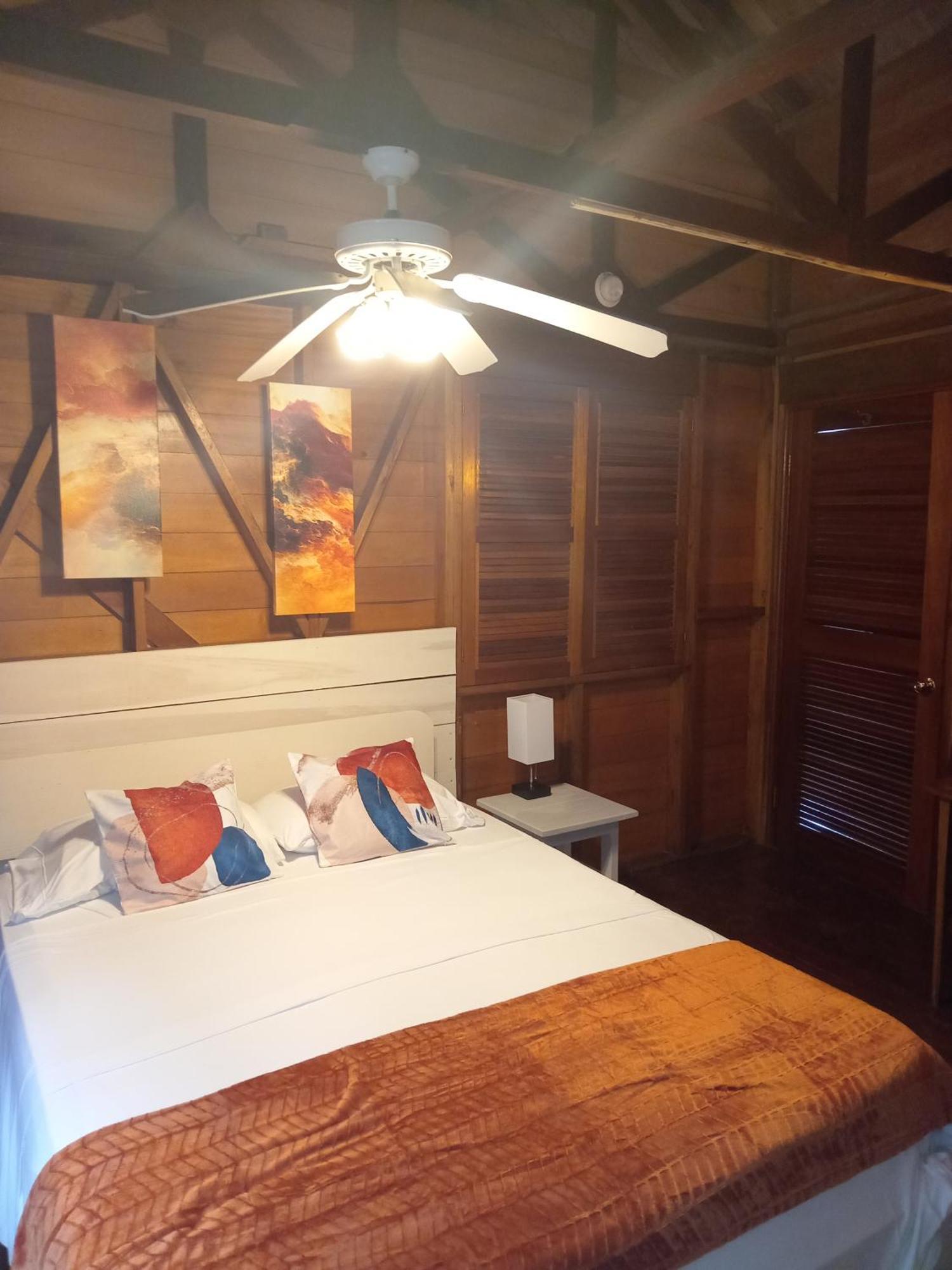 Villa Bahia Del Sol Bocas del Toro Exterior foto